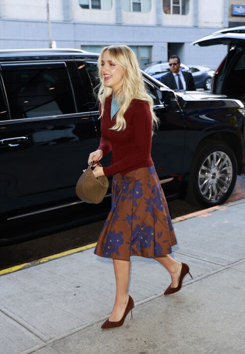 mckenna grace elevates preppy style for cbs mornings appearance 5ce2889d540a70e8e