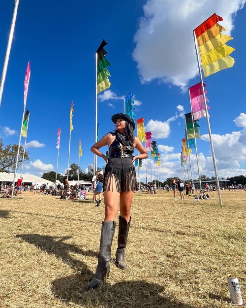 meaganboots6ebf8f4190f856a19