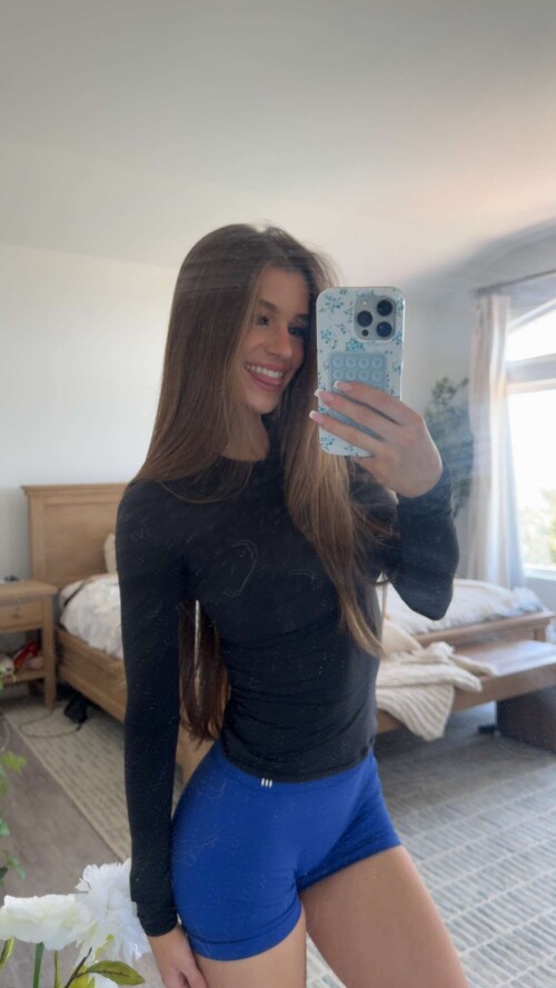 media 22142671eb32f35e33