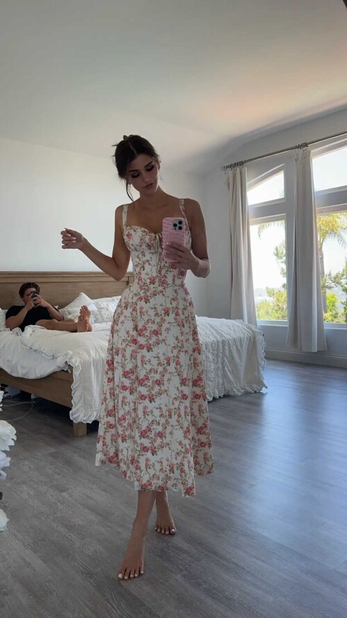 media 253bec90c5b559566