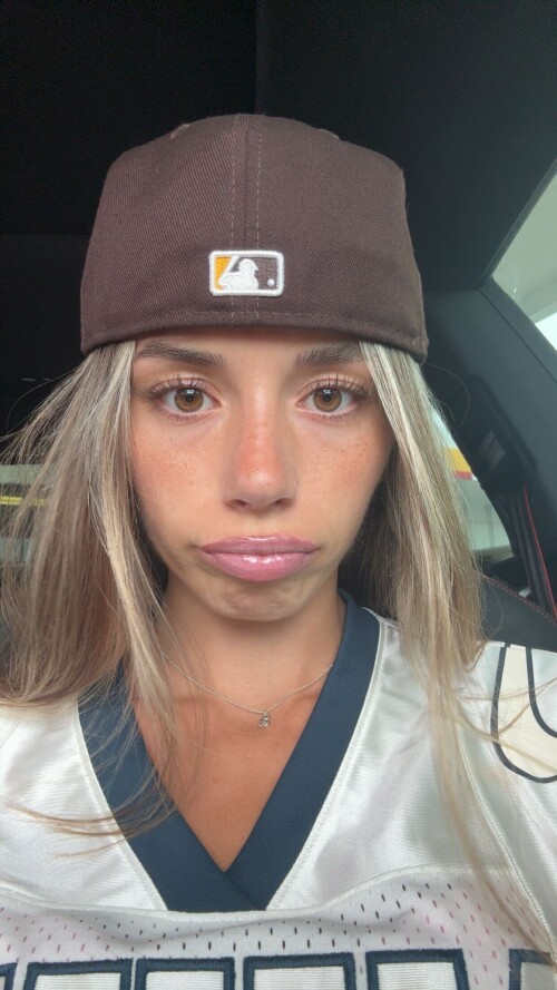 media 26c3460897d743adf3