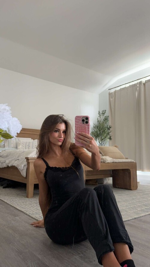 media 2f63f305ba0363946