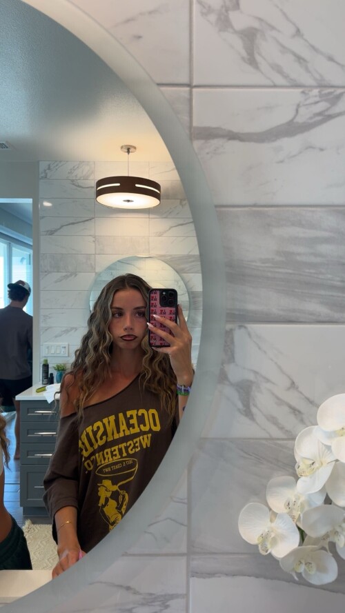 media 350b59665d5c291a14