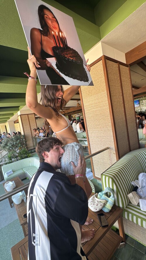 media 3da499e9727cb1a49