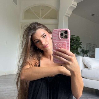 media-435e1d0bcbbbad3fb446a695f751b2451a