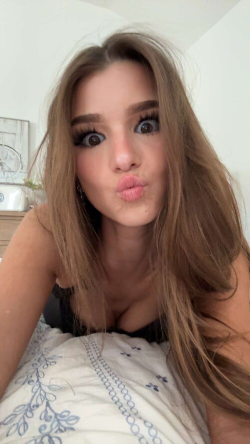 media 526f50ae9f5ad5b6d0