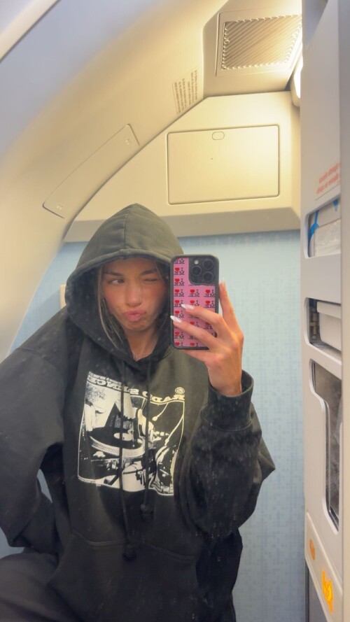 media 5798fdd1fa8555de23