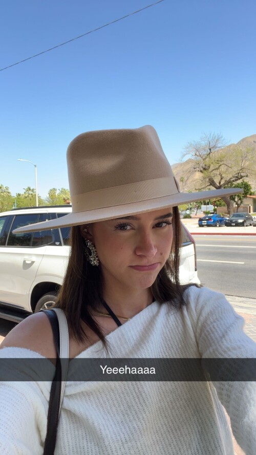 media 5c8cfc5ae667da9df