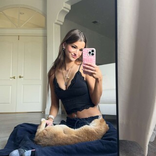 media-77e2ea73c5fc7cc9f3