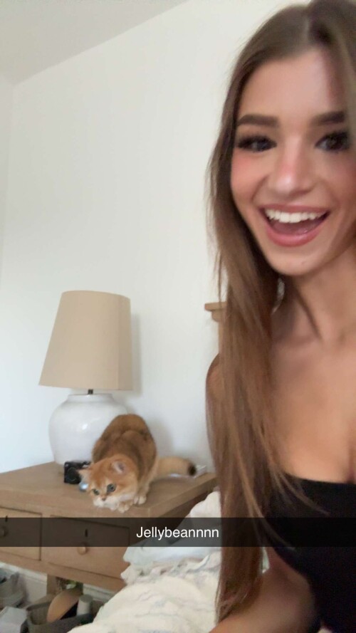 media 87d8f25152be6563ae