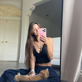 media-92933b87bc4e141aa9