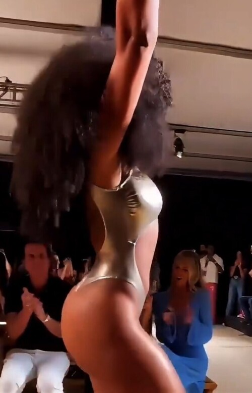 megan TNKDc9vUl58.mp4.mp4 snapshot 00.11.5250ba47e90b4b3d2ce