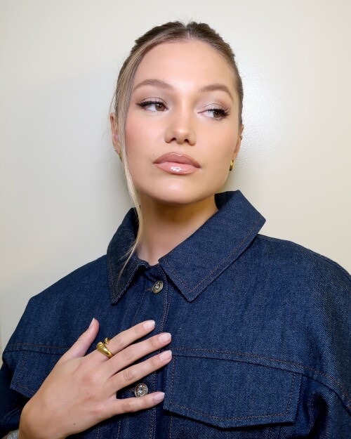 meganlanoux 20250205 0001f8b5a0bd01130bd6