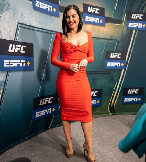 meganolivi 2022 12 11 instagram post CmCg2mtPpuy 1293713109997bde3