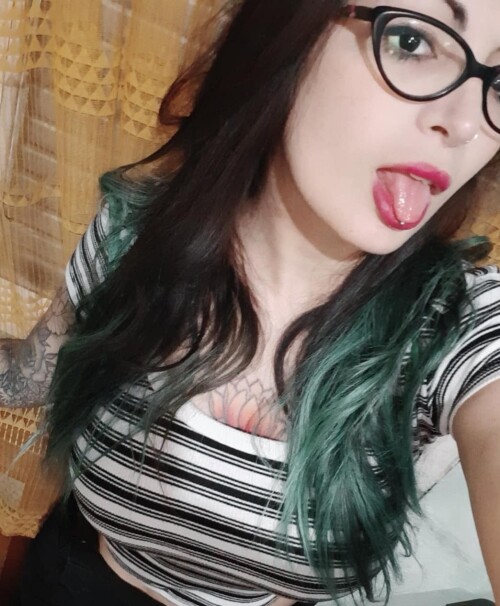 melisa 1606849b6d1016a7403