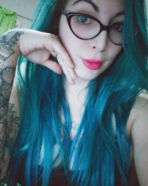 melisa 197ef843114b4a61b8c