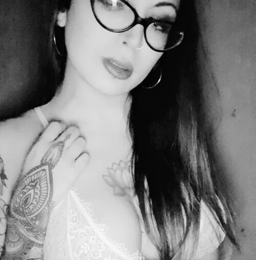 melisa 264ad75809a84df6b8e