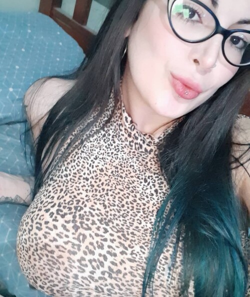 melisa 2726906991933e9aa74