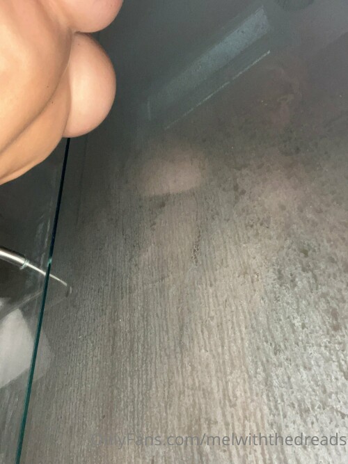 melwiththedreads 1047b9937bacf963b17c