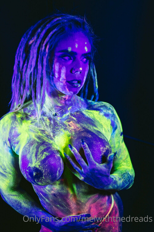 melwiththedreads 415dc1bf15b1808a522