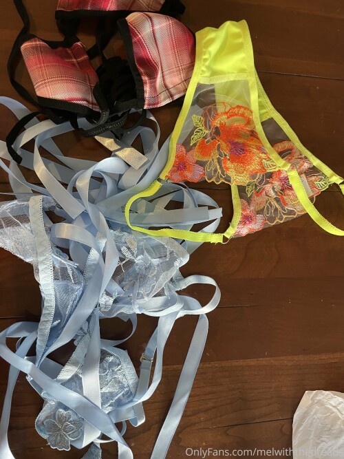 melwiththedreads 514abee550cd8d4b08e