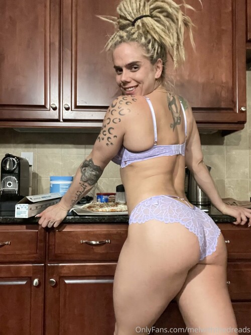 melwiththedreads 745310bfee0b16f39e4