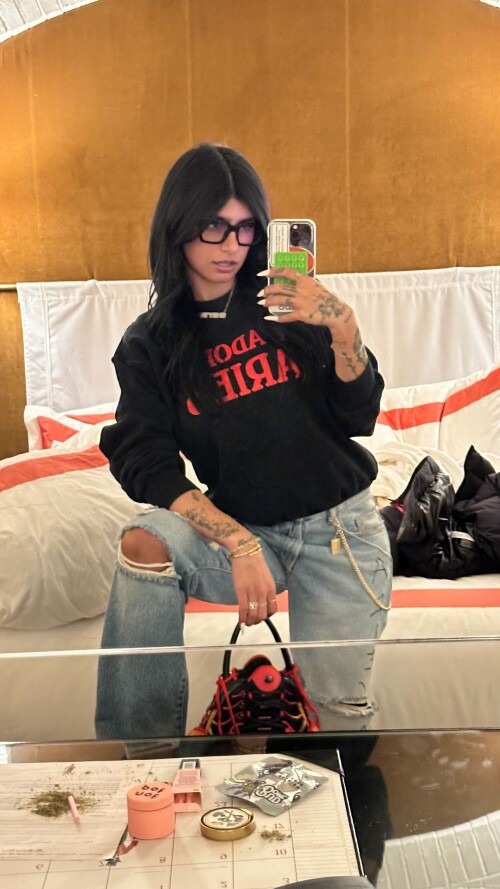 miakhalifa 20240208 00020f837624a1259f31