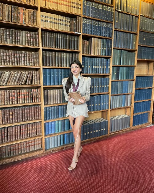 miakhalifa 20240218 0003c5267a59be8b3726