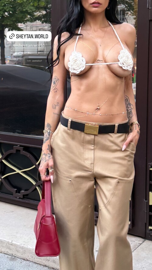 miakhalifa 1754065114 2708048228748939b5359fd2b9