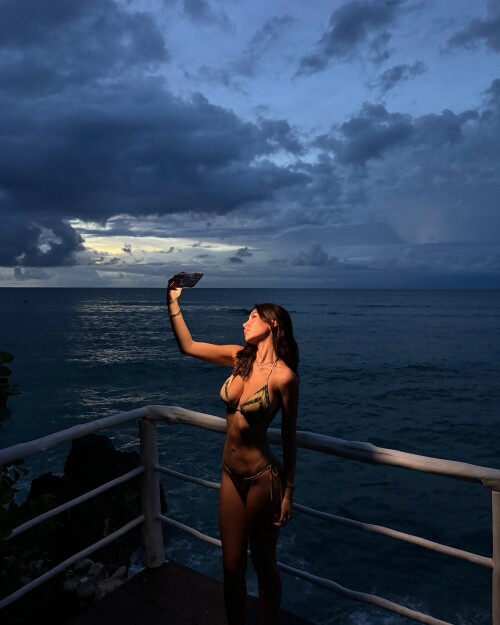 mikaela testa 63192ddd8c6263d5f