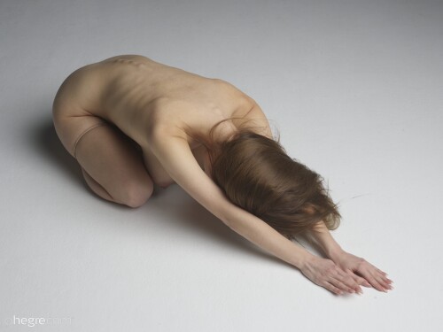 mila a nude goddess 25 14000pxe366155f1661f308