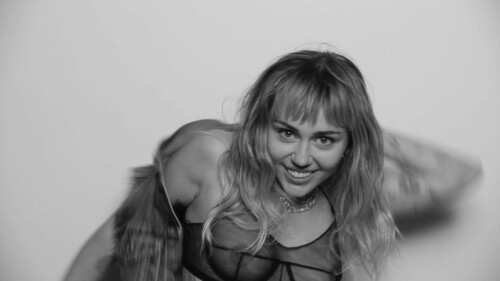 miley cyrus nude3 16