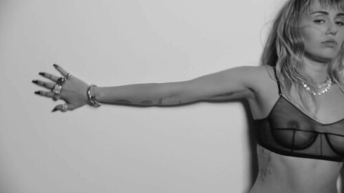 miley cyrus nude3 19