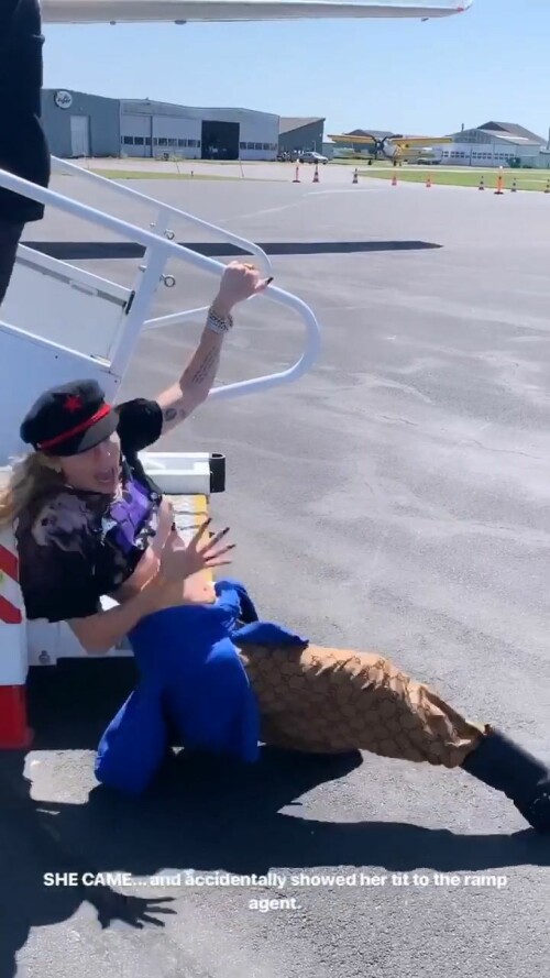 miley cyrus nude3 22