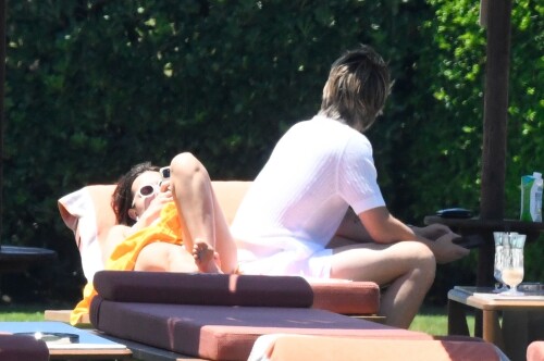 millie 32623841e958bdc601