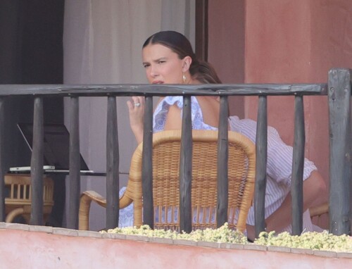 millie 5fe0cb07fd4a1ee04