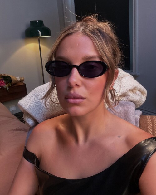 milliebobbybrown-20250523_084549-24956915fff84236f1eb92db