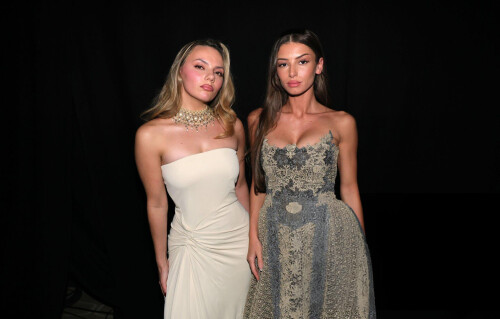 mimi keene and Dafne Keened4c37a5895314e4