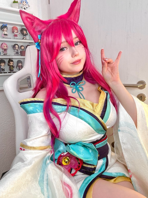 mina14298c7a1fb970ed985b849c75d9fe36f