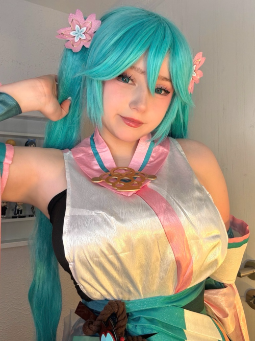 mina160184331e7f960ad62fe1f646d5a94d70