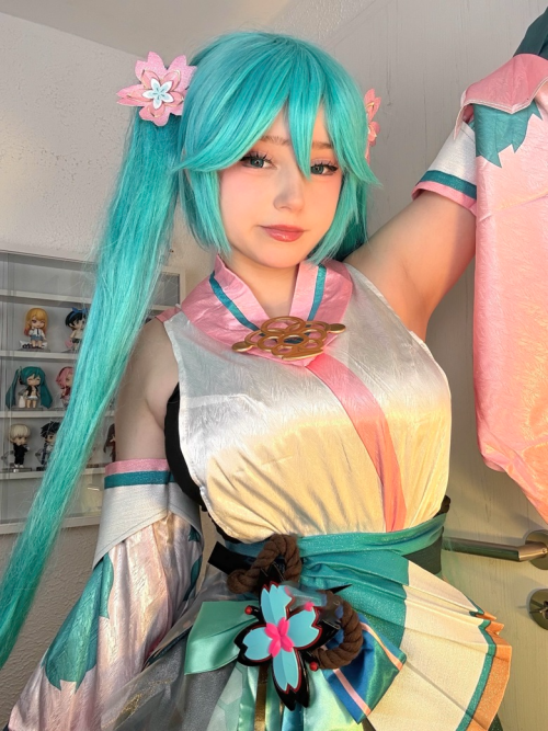 mina17d722aca4d25e997ffc0f670b47c4994d