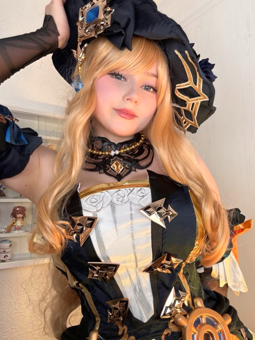 mina190264cc33818618d8414254111df9870c