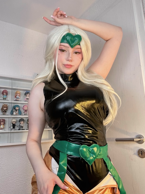 mina2fec8b83abbc6dedd75ae2449a7af78e1