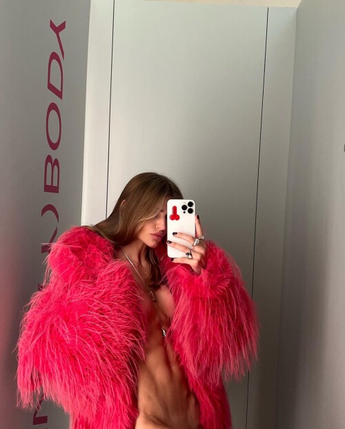 mironovanastasiia 17627653c5ef481aa89