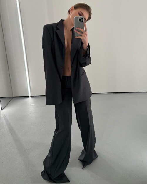 mironovanastasiia 247caae1410efc1ce22