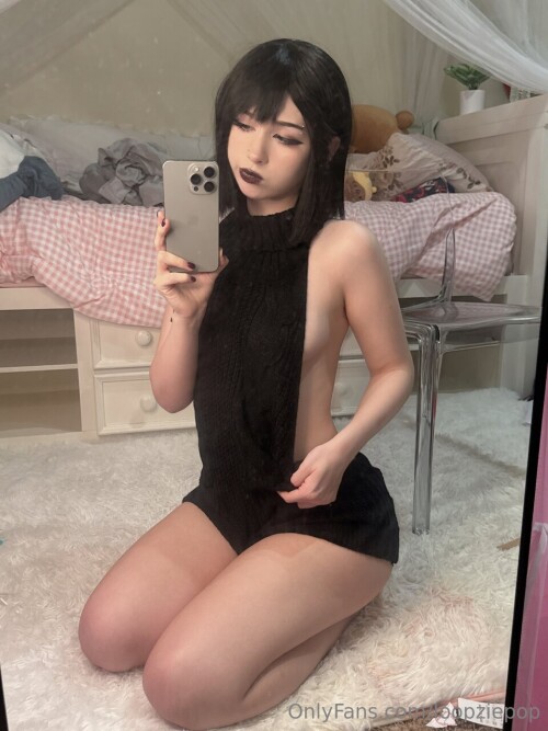 mirror selfies 27f4d496add5b1d43