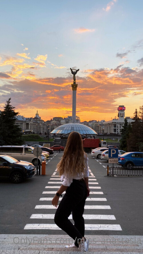 miss anastasia 00558c92766a3a198c91e