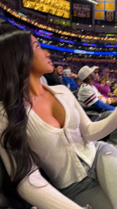 missjuliaykelly 2024 12 10T01 22 39f24a6b4788b39d8a