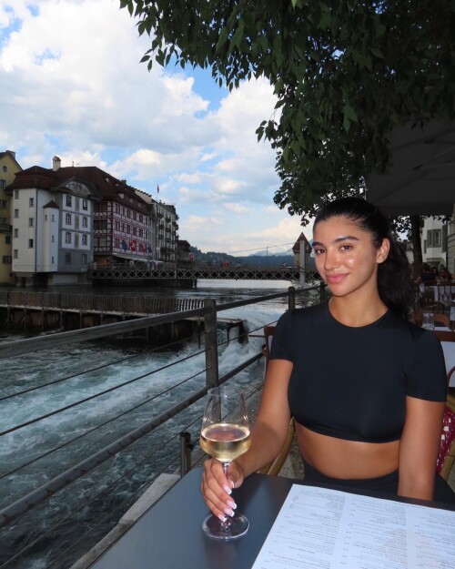 missvictxria 1692563236 3173772916139245120 892094008e5fa4c925c8c588f