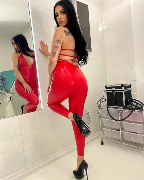 mistressglamorous 20240514 0001bb07804d68370715